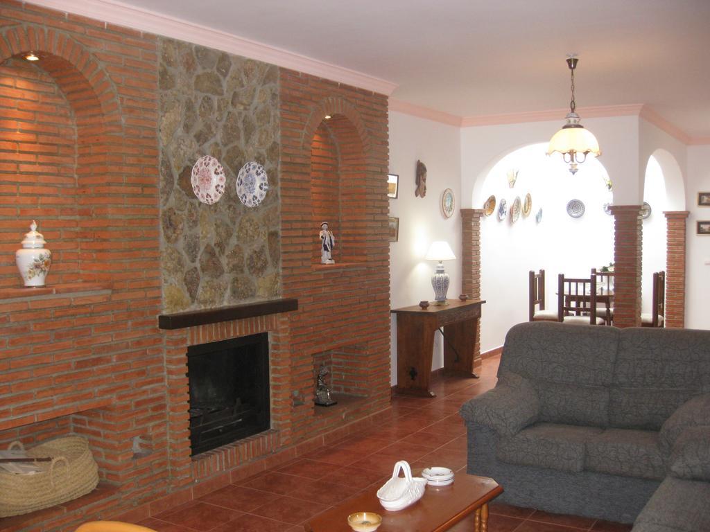 Villa Remedios Cuevas del Becerro Bilik gambar